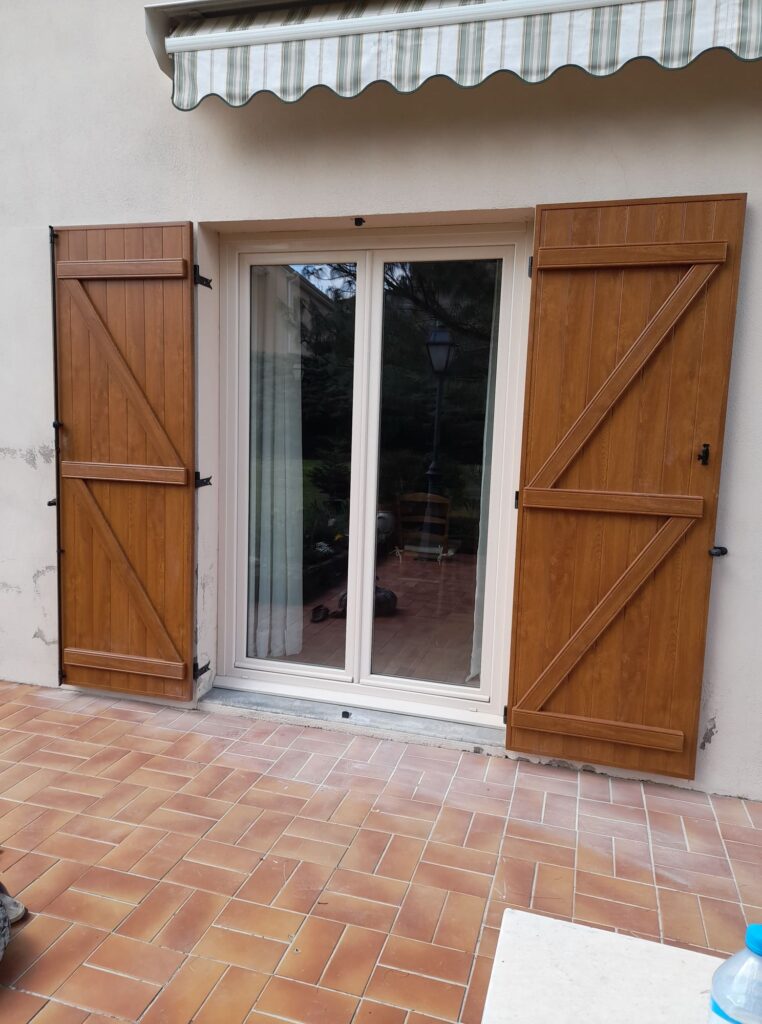 9a Volets Battants Pvc