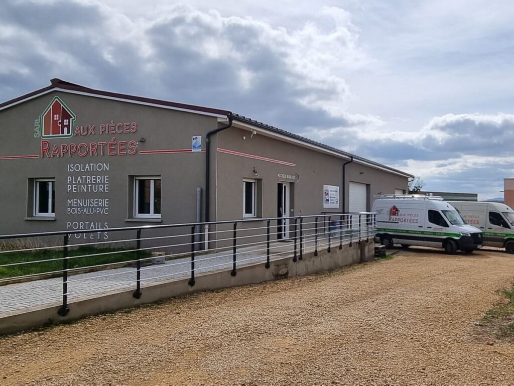 B Bâtiment + Véhicules