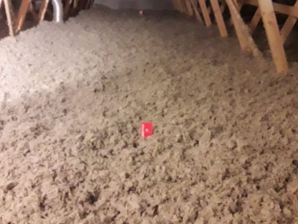 E Isolation Plancher Comble En Laine De Roche Vrac à Souffler Après
