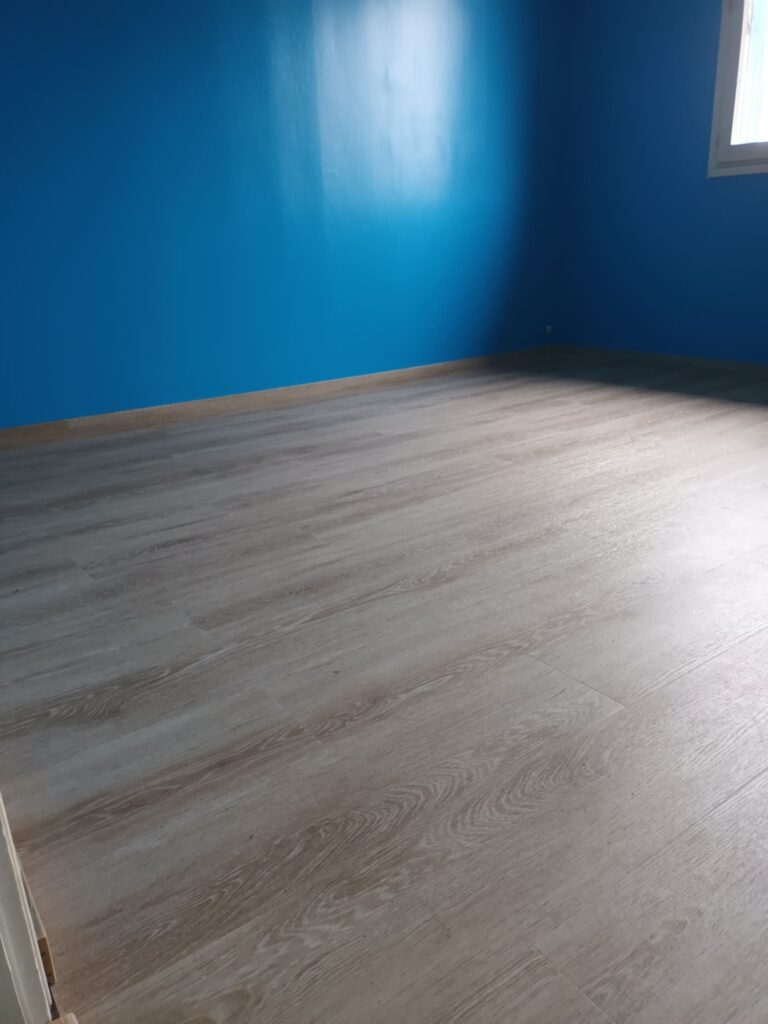 Pee Parquet Flottant